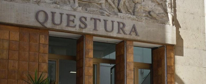 Bambino morto a Livorno, arrestata la mamma. Omicidio premeditato