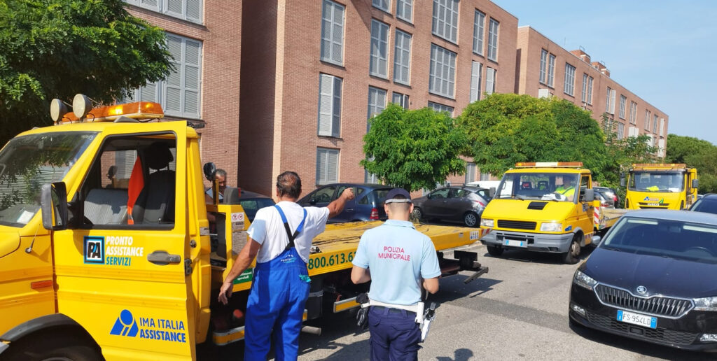 Alloggi occupati liberati a Livorno, blitz Polizia Municipale