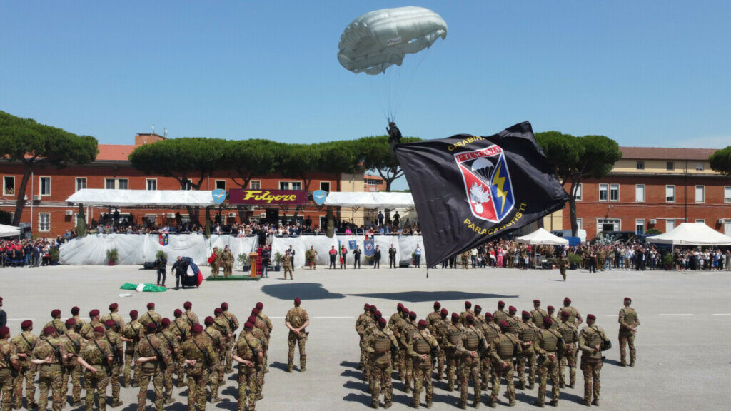 Carabinieri paracadutisti Tuscania: celebrazioni a Livorno