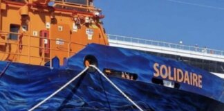 Porto di Livorno, atteso lo sbarco di 56 migranti soccorsi dalla Ong Solidaire