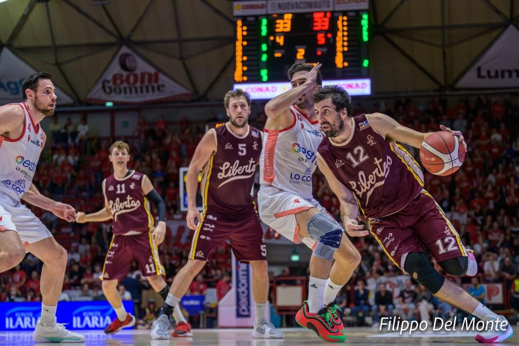Libertas Livorno a Torino per allungare la striscia