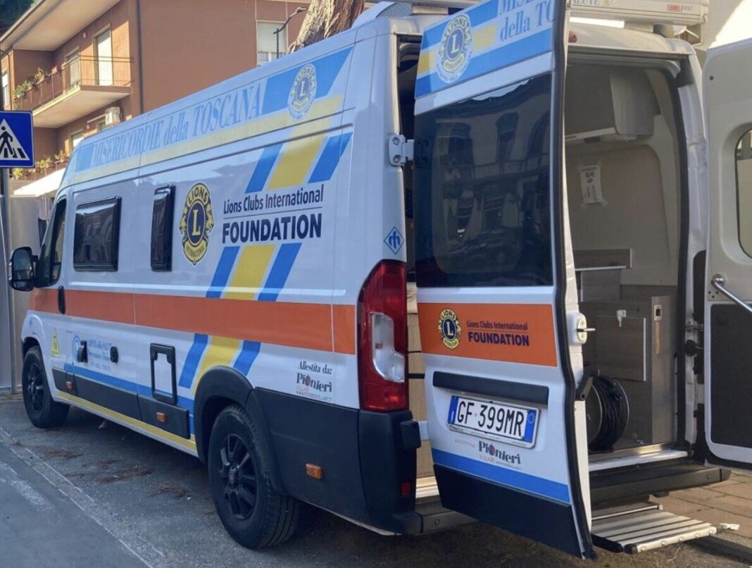 Tamponamento in serie a Castagneto Carducci: quattro auto coinvolte sei feriti
