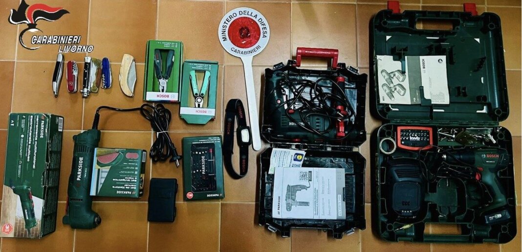 Ruba in una casa: denunciato un 26enne a Rosignano