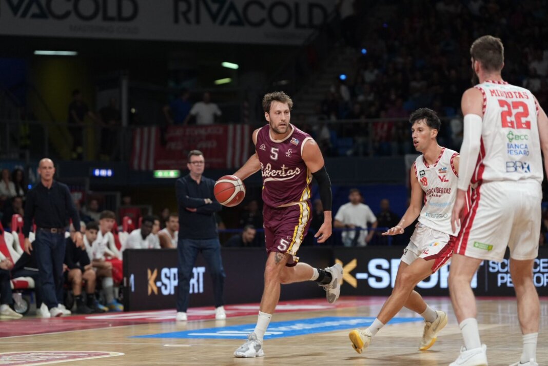 Il quintetto di Andrea Diana dilaga nel finale: doppia doppia per Tiby, ottime prestazioni di Woodson e di Luca Tozzi