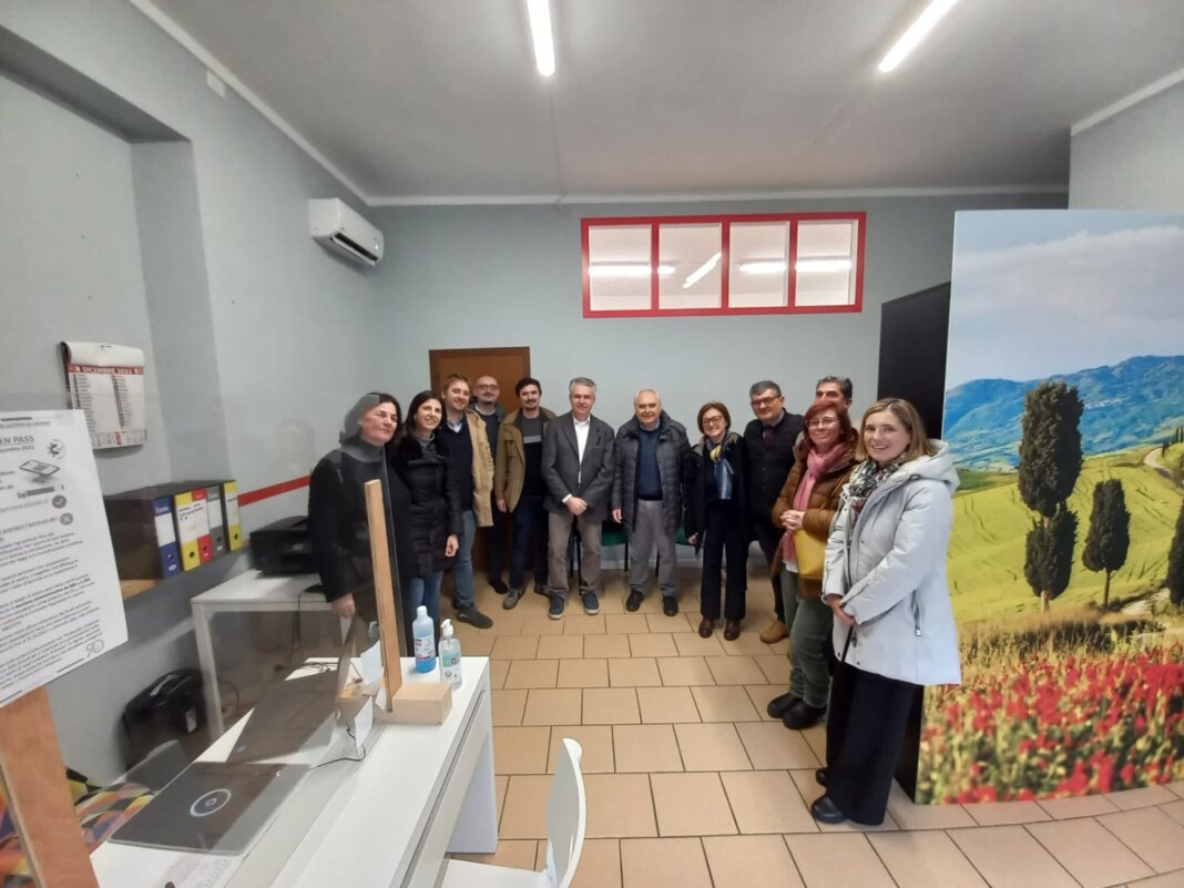 La sede dell'agenzia per l'abitare sociale di Rosignano