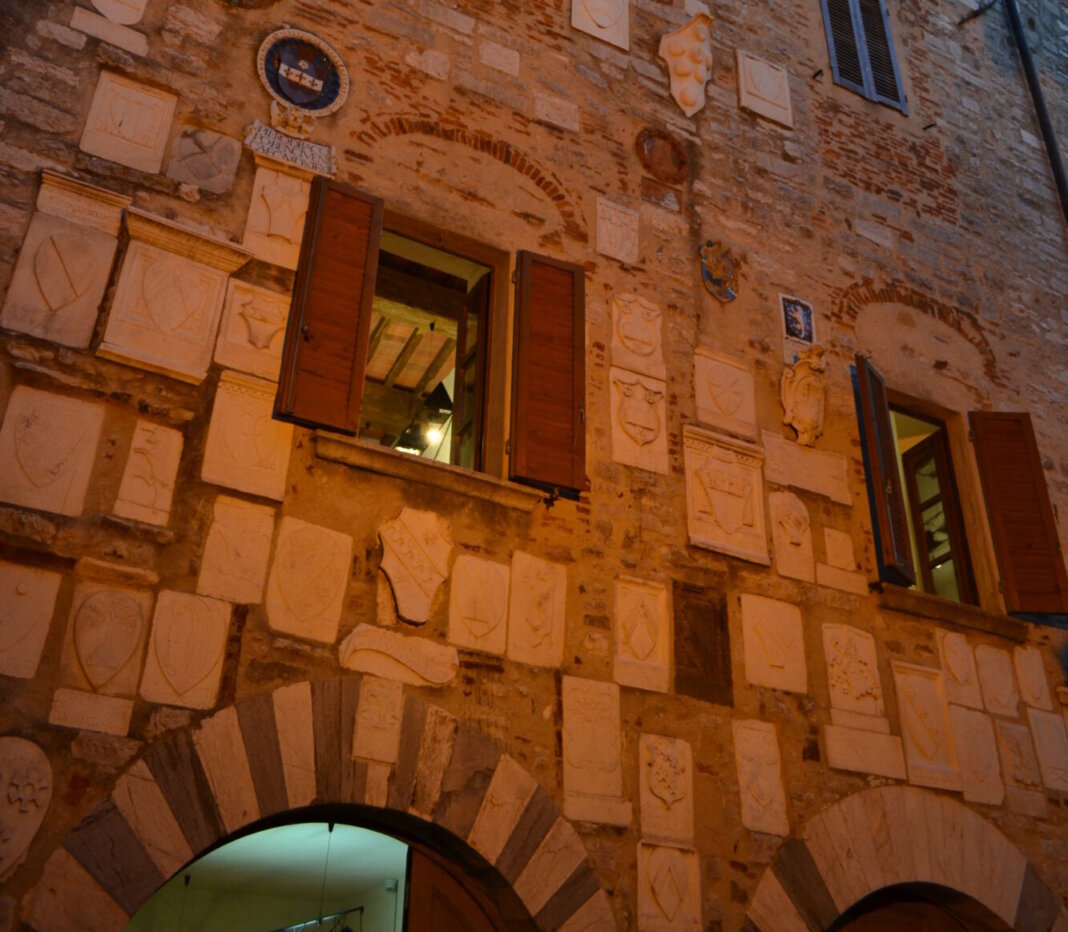 Palazzo pretorio campiglia marittima