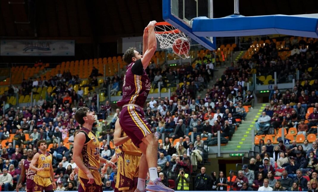 Libertas Livorno, il successo parte dalla difesa: battuta Cremona