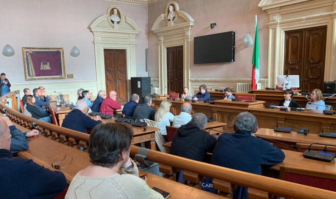 Livorno, nuovo confronto in Comune sulla Bolkestein: quadro normativo ancora incerto