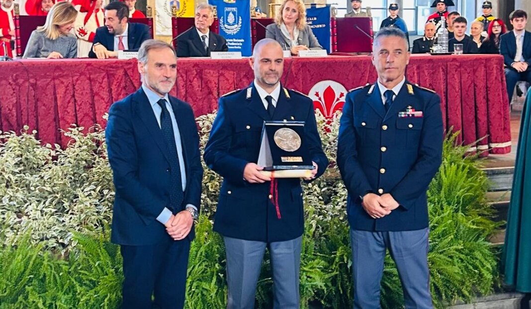 Al vice sovrintendente di polizia Federico Galli lo 'Scudo di benemerenza 2025'
