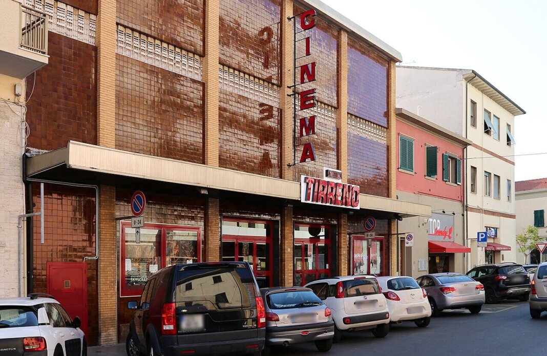 cecina cinema tirreno