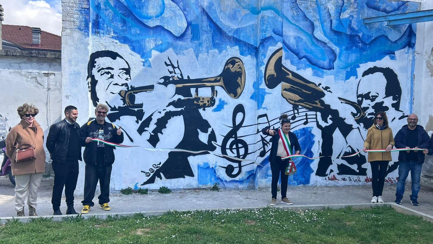 Collesalvetti Vicarello murales Jazz