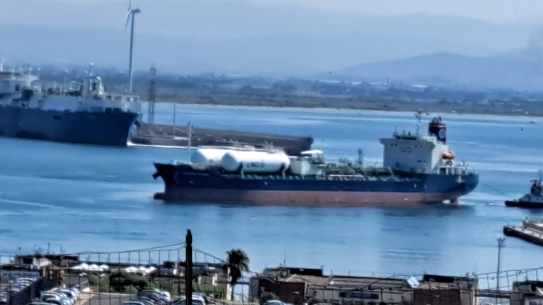 Rigassificatore di Piombino